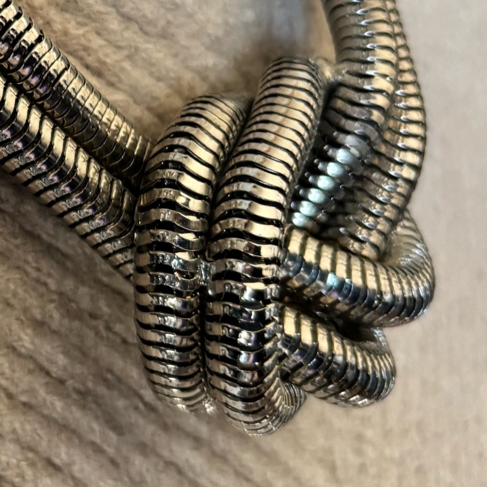 Knotted snack chain necklace necklace